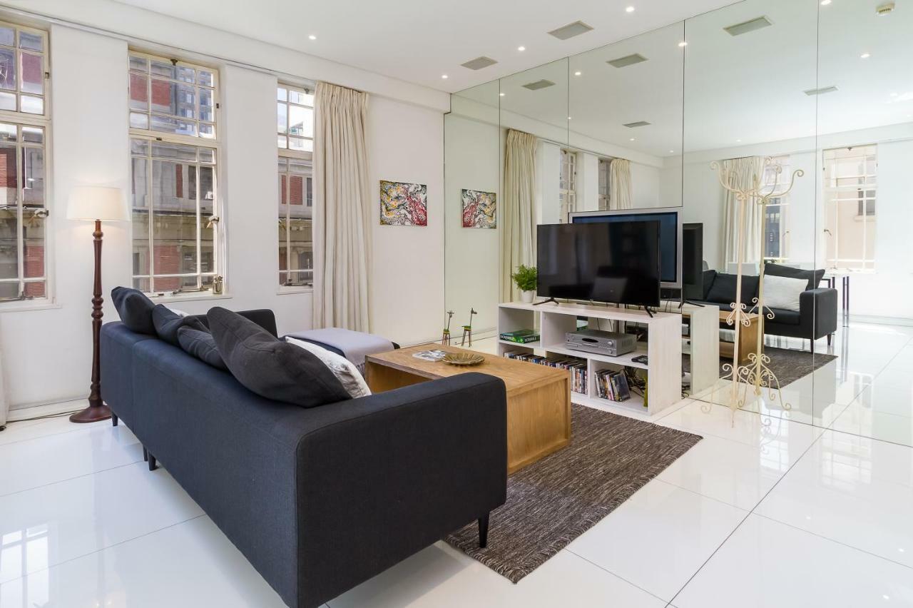 Market House 307 - No Load Shedding Apartment Cape Town
